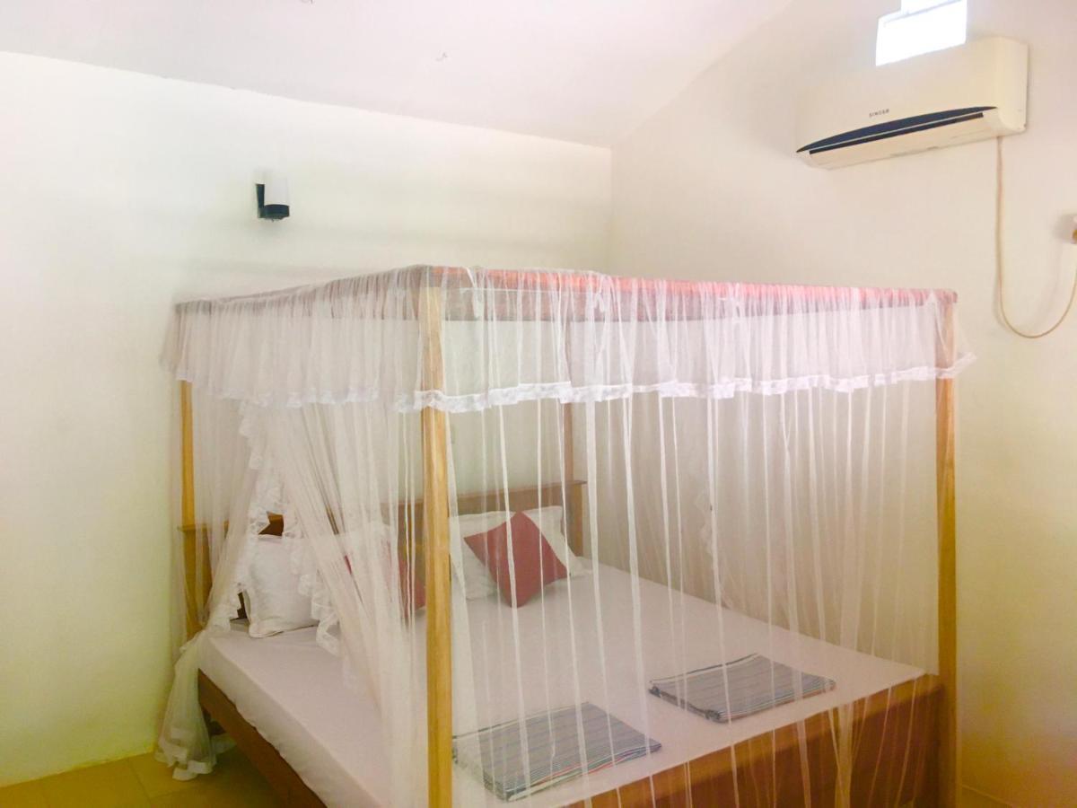 Arachchi Guest House Mirissa Eksteriør bilde