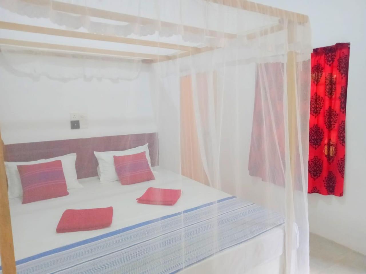 Arachchi Guest House Mirissa Eksteriør bilde