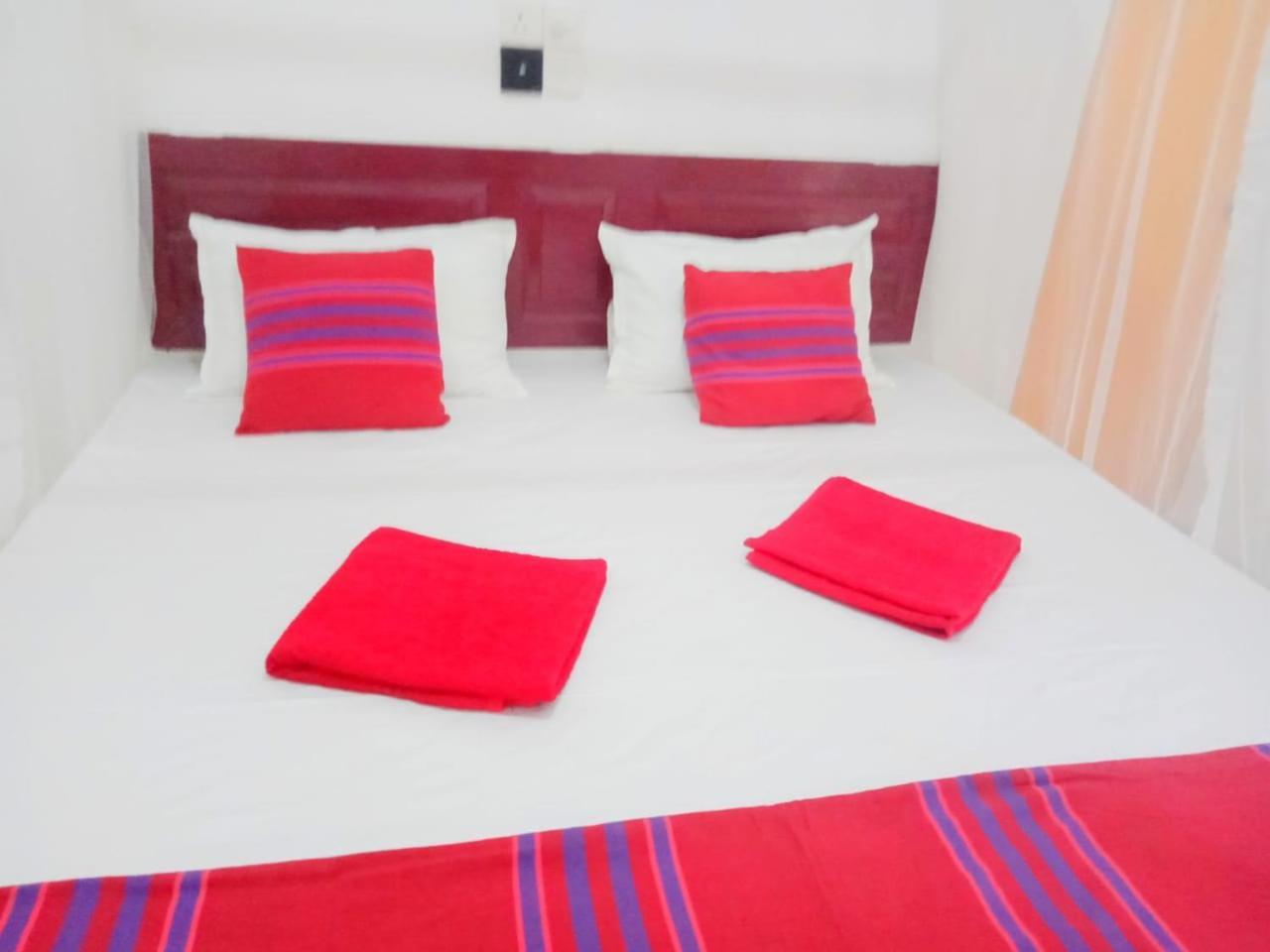 Arachchi Guest House Mirissa Eksteriør bilde